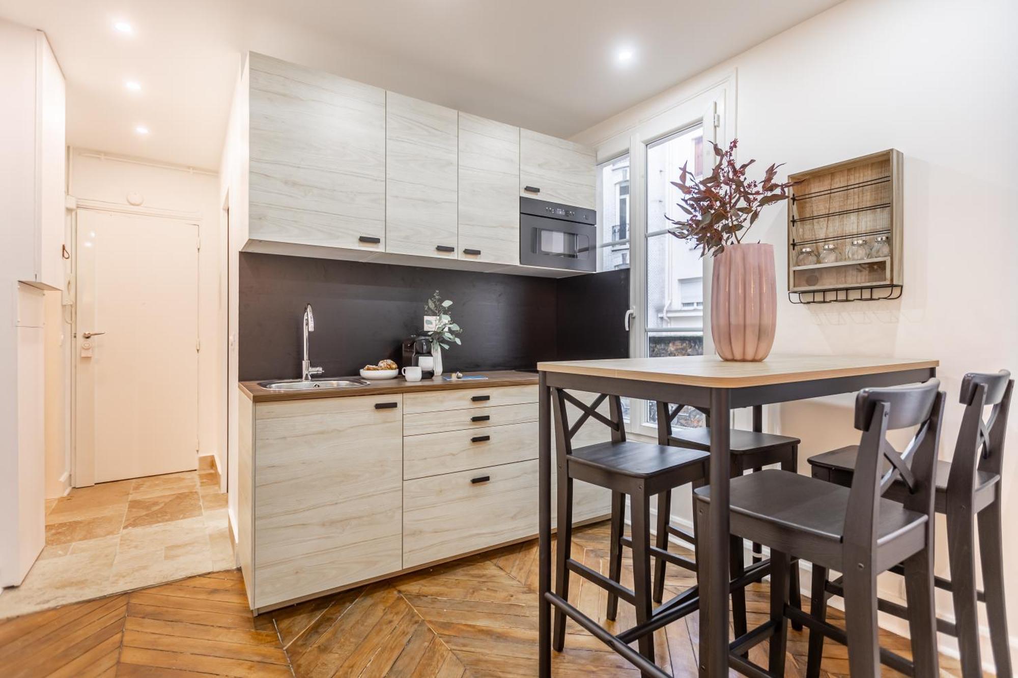 Sweett - Troyon Apartment Париж Екстериор снимка